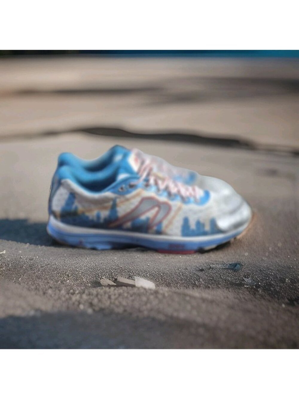 Newton Gravity IV Athletic Running Shoes Women's Size 7 White / Red / Blue